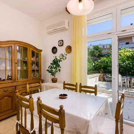 In 39064 Apartman
